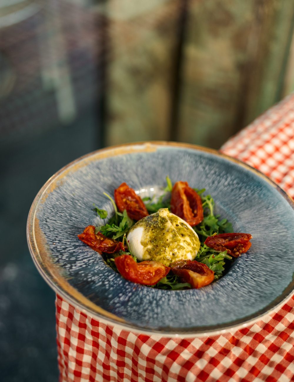 B8DAB367-4E9E-4228-987D-E46A43EC7B43